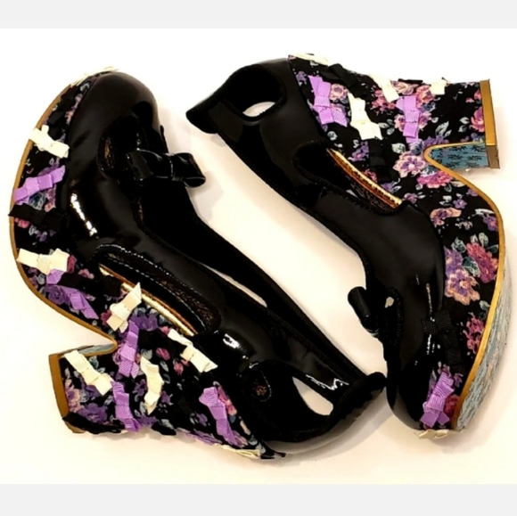 Irregular Choice Heels Platform Heels, Black Patent Leather, Size 38, 7 - Picture 5 of 9